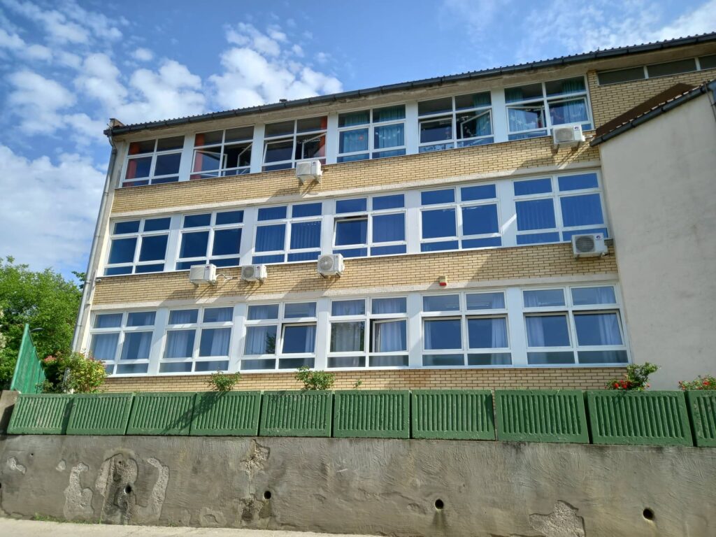 Poboljšanje prometne signalizacije ispred OŠ “Velešički heroji” na ulici Velešići