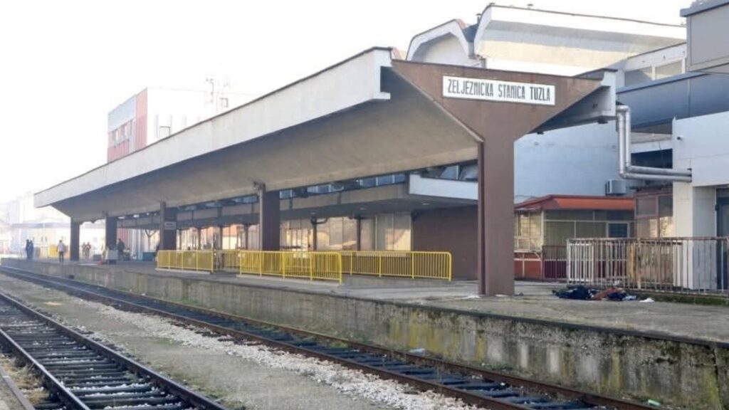 Vraćanje putničkih vozova u TK